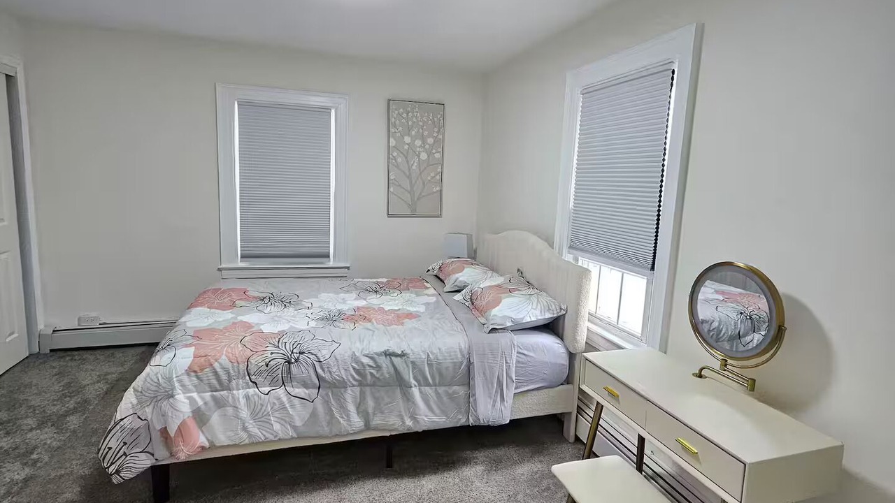 Photo of Bedroom in Hicksville