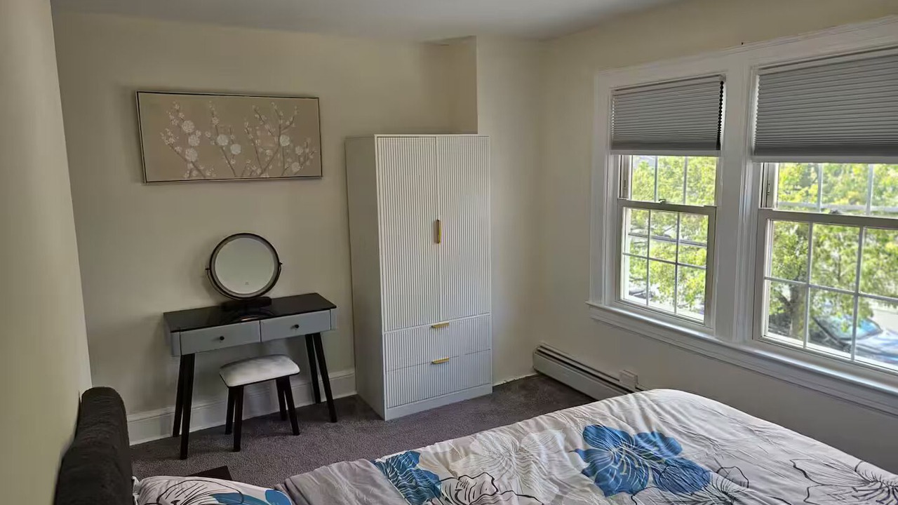 Photo of Bedroom in Hicksville