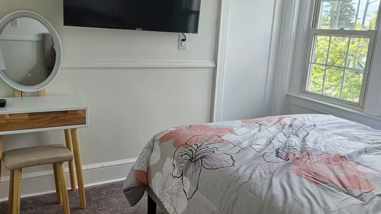 Photo of Bedroom in Hicksville