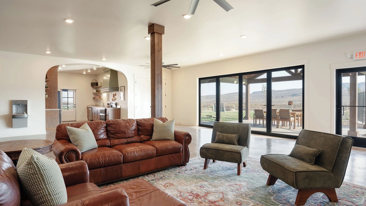 Photo of Livingroom in Ivins