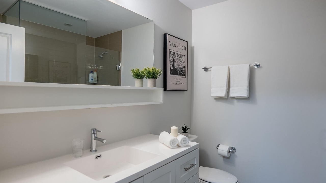 Photo of Bathroom in Oakville