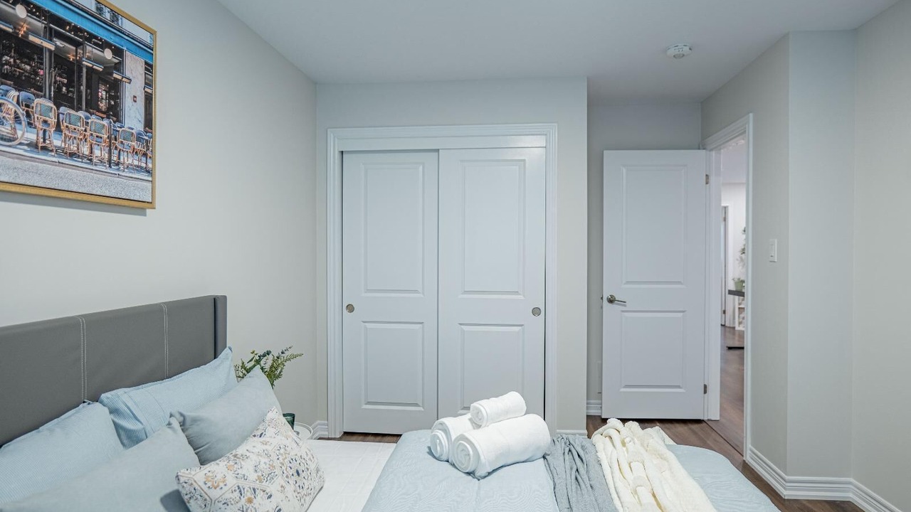 Photo of Bedroom in Oakville