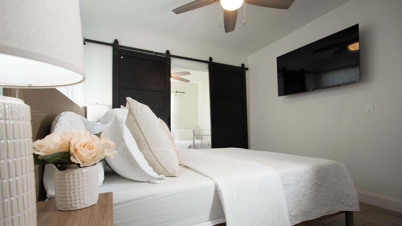 Photo of Bedroom in Bay Esplanade