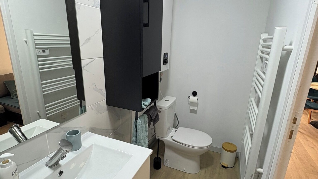 Photo of Bathroom in Saint-Florentin