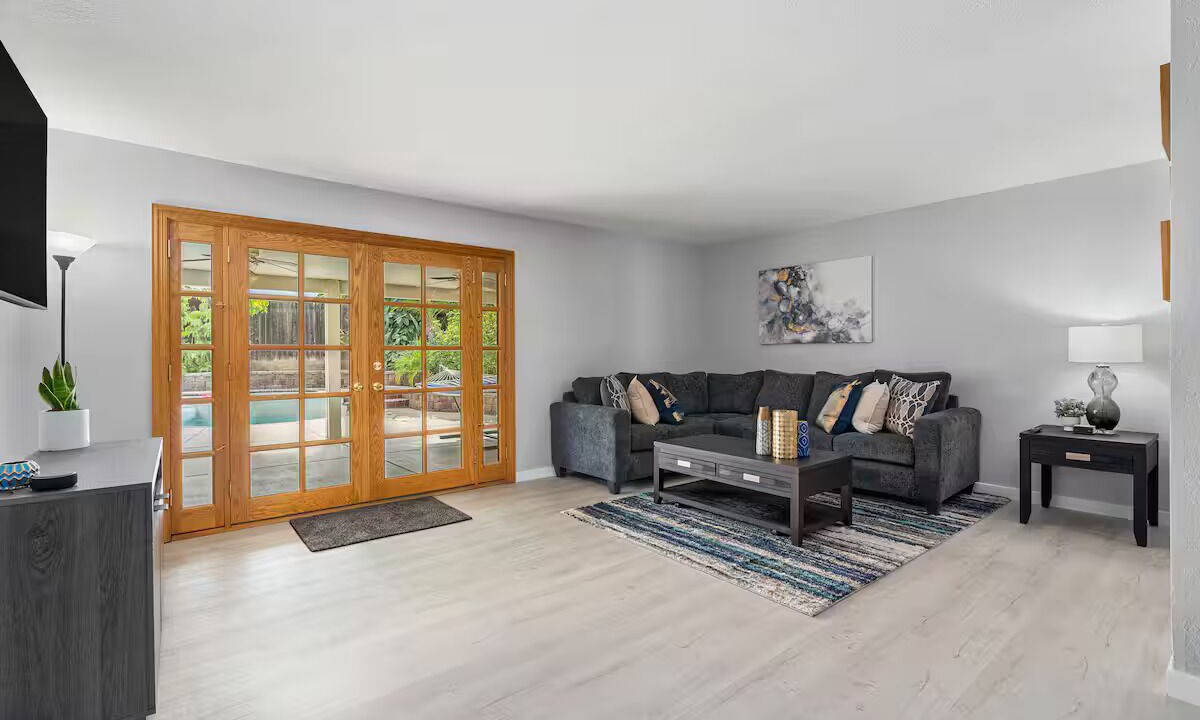 Photo of Livingroom in Patton