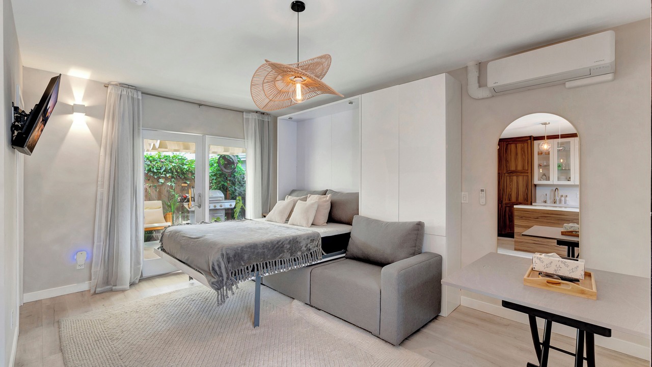Photo of Livingroom in Northeast Anaheim