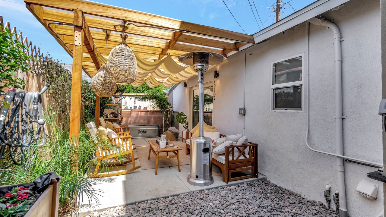 Photo of Patio Balcony in Northeast Anaheim