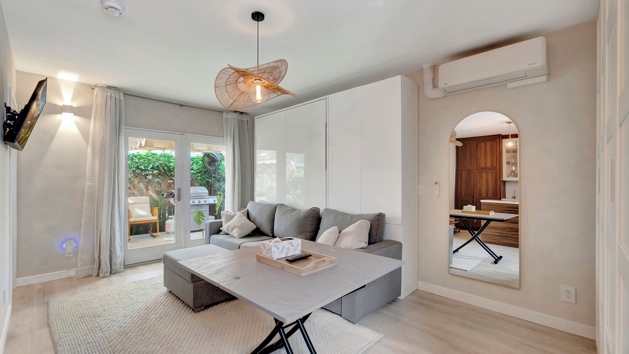 Photo of Livingroom in Northeast Anaheim
