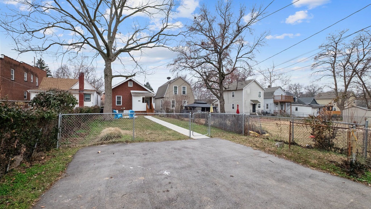 Photo of Outdoor in University City
