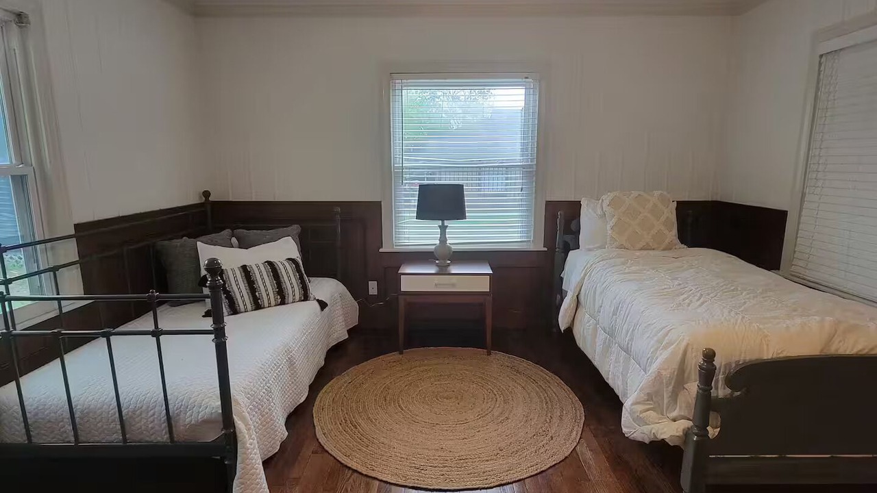 Photo of Bedroom in Foster Place