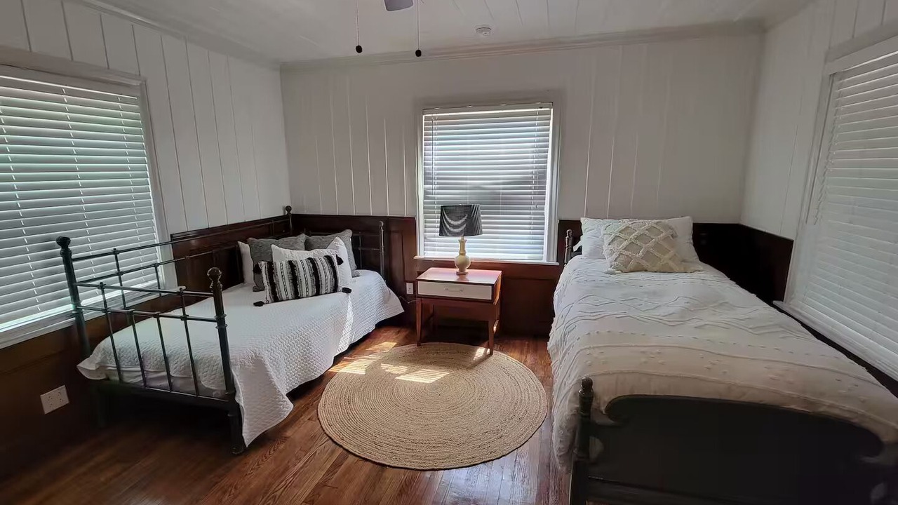 Photo of Bedroom in Foster Place