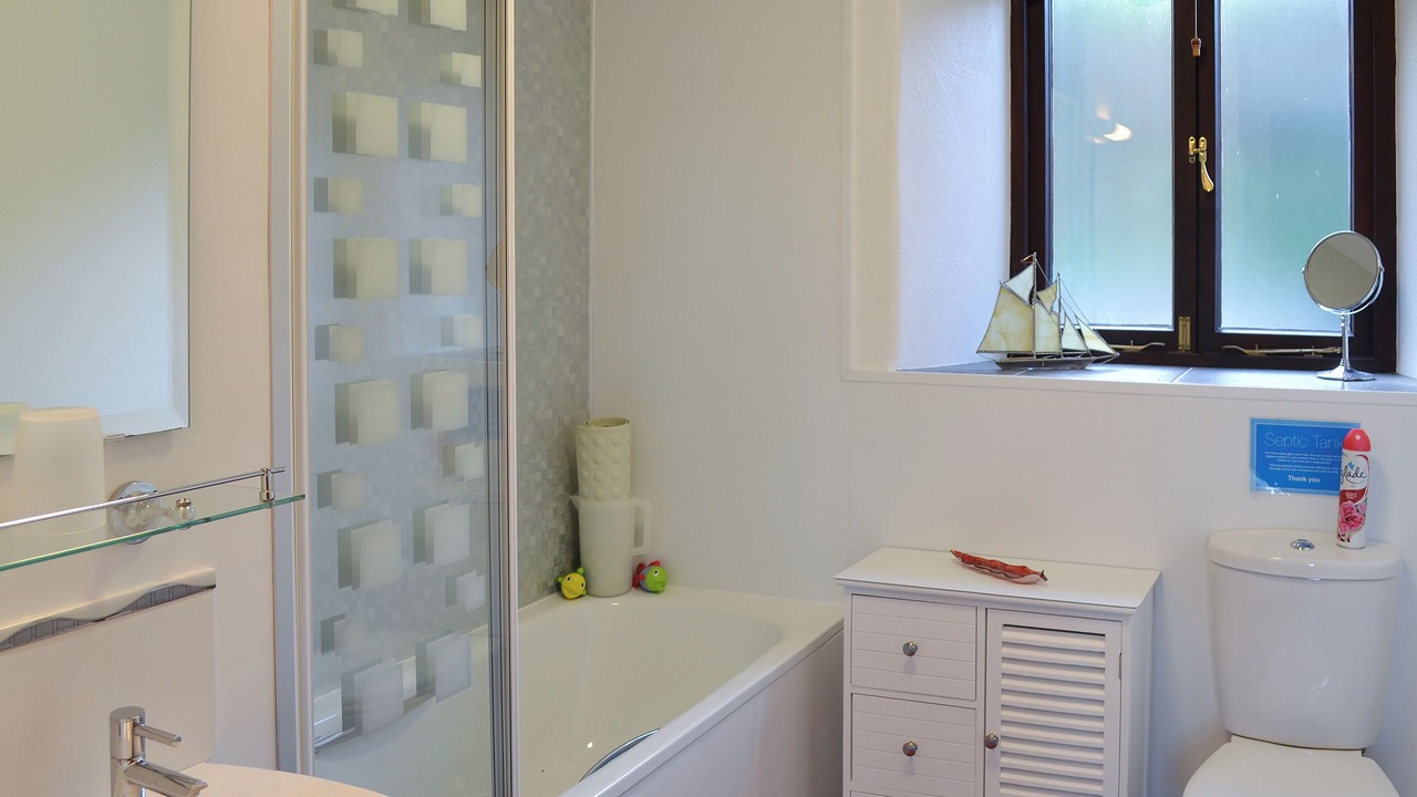 Photo of Bathroom in Helston