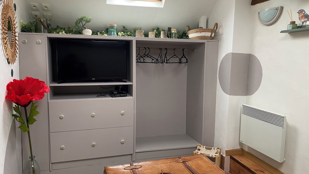 Photo of Bedroom in Coust