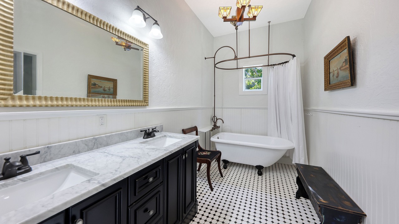 Photo of Bathroom in Whitfield