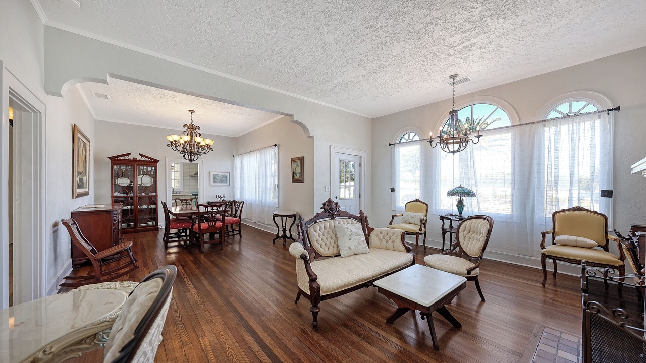 Photo of Livingroom in Whitfield