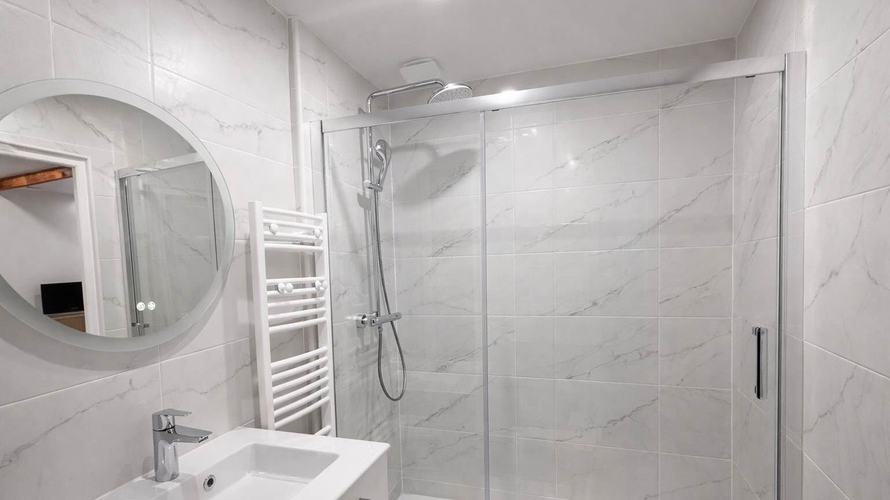 Photo of Bathroom in Aubervilliers