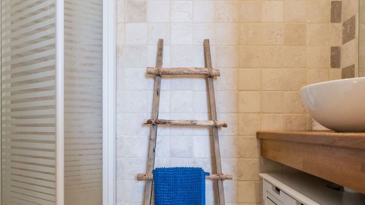 Photo of Bathroom in Les Moutiers-en-Retz