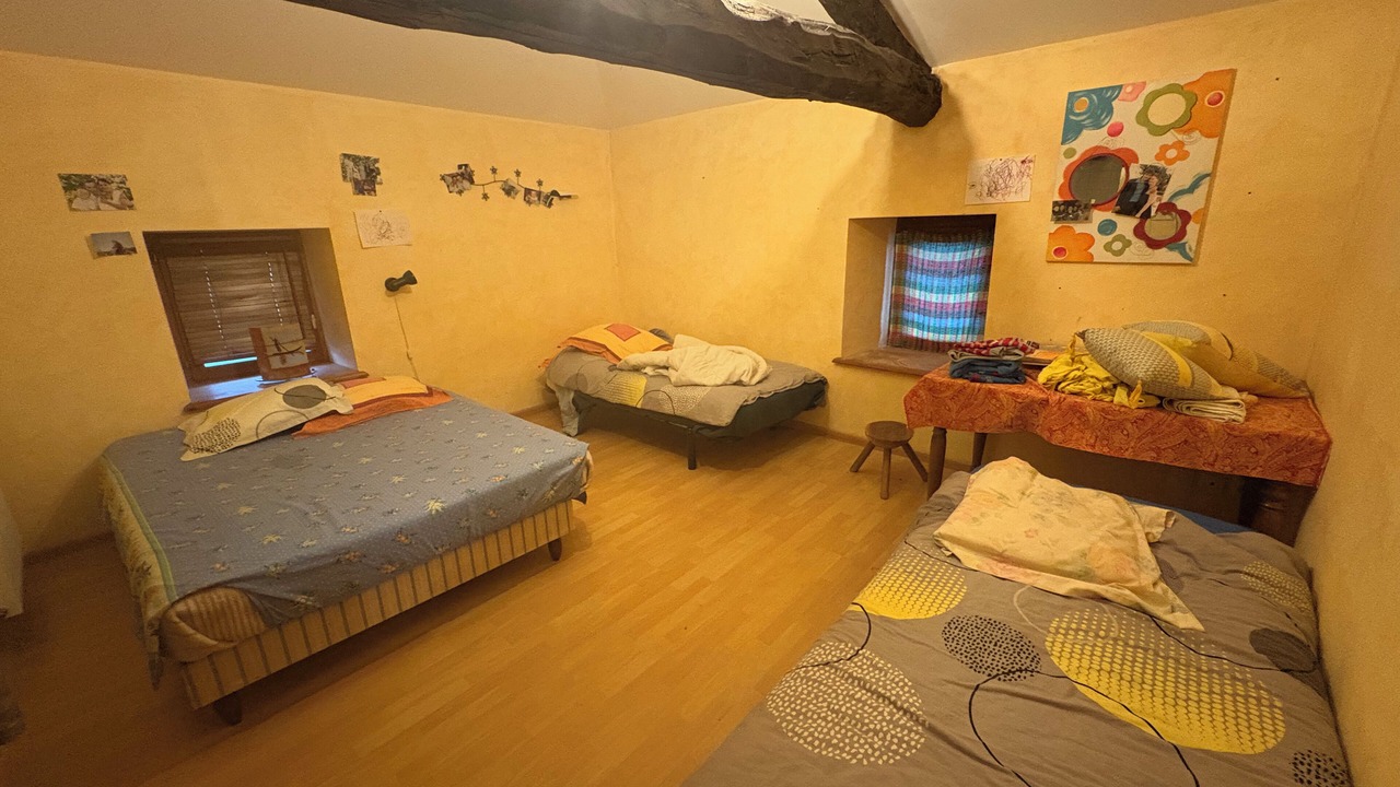 Photo of Bedroom in Pomeys