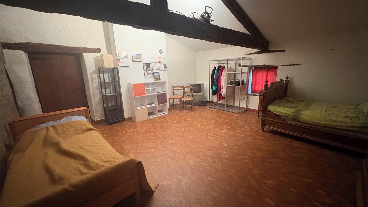 Photo of Bedroom in Pomeys