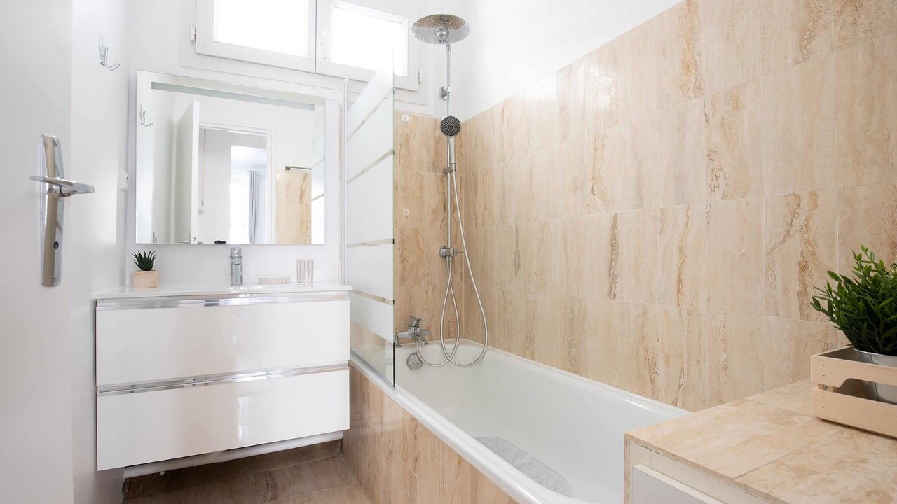 Photo of Bathroom in Jardin des plantes