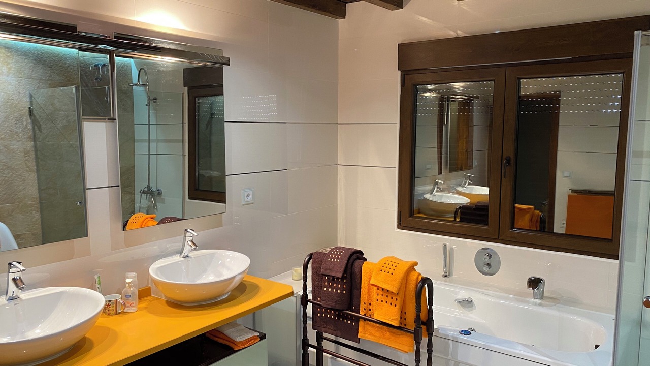 Photo of Bathroom in Gallegos de Sobrinos