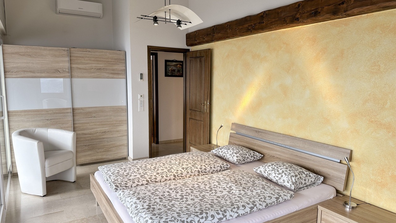 Photo of Bedroom in Brione sopra Minusio