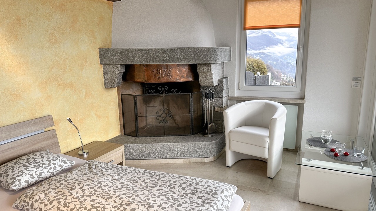 Photo of Bedroom in Brione sopra Minusio