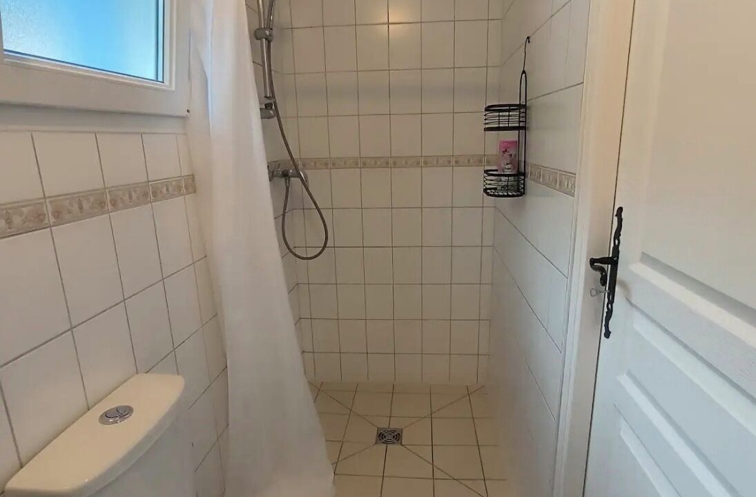 Photo of Bathroom in Saulnes