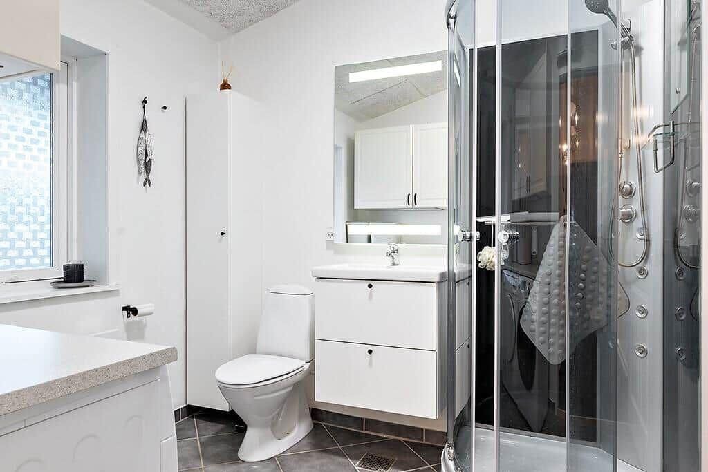 Photo of Bathroom in Hou