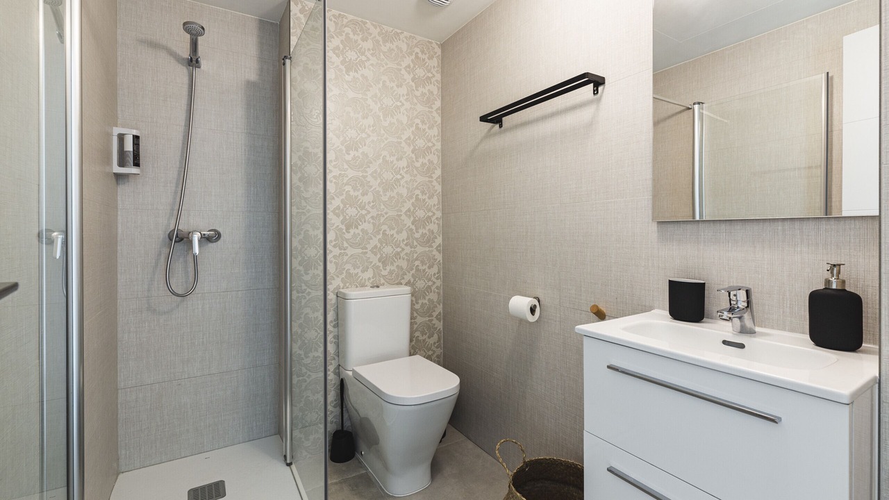 Photo of Bathroom in Patraix