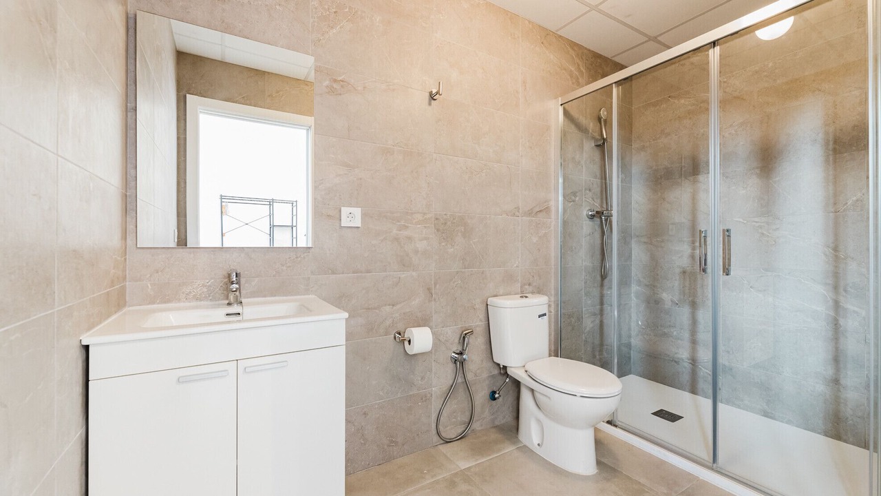 Photo of Bathroom in Patraix