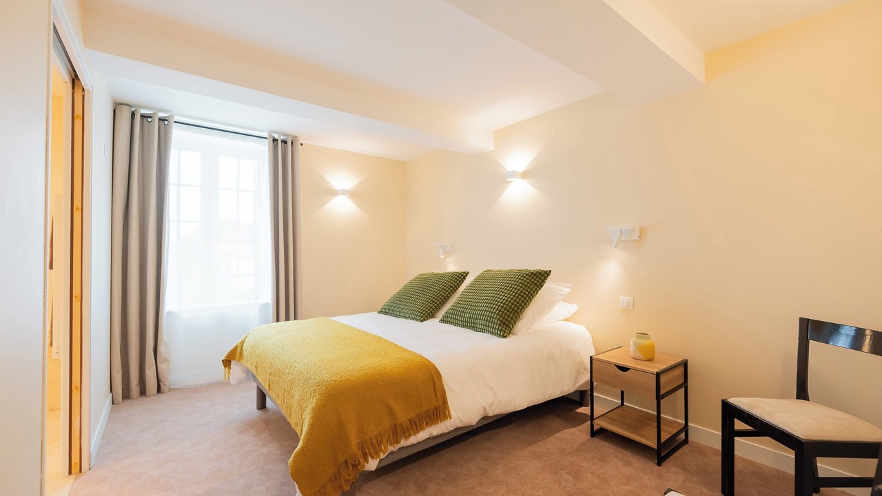 Photo of Bedroom in Douzy
