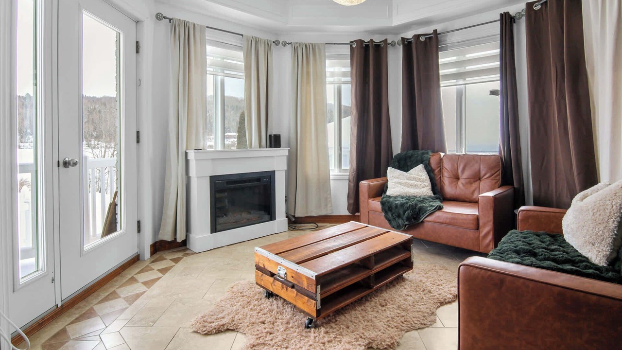 Photo of Livingroom in Saint-Felix-d'Otis