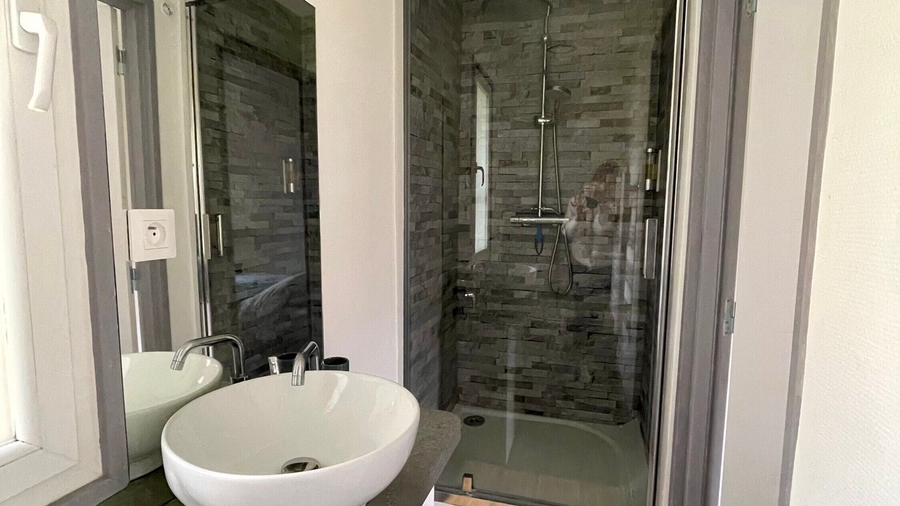 Photo of Bathroom in Valojoulx