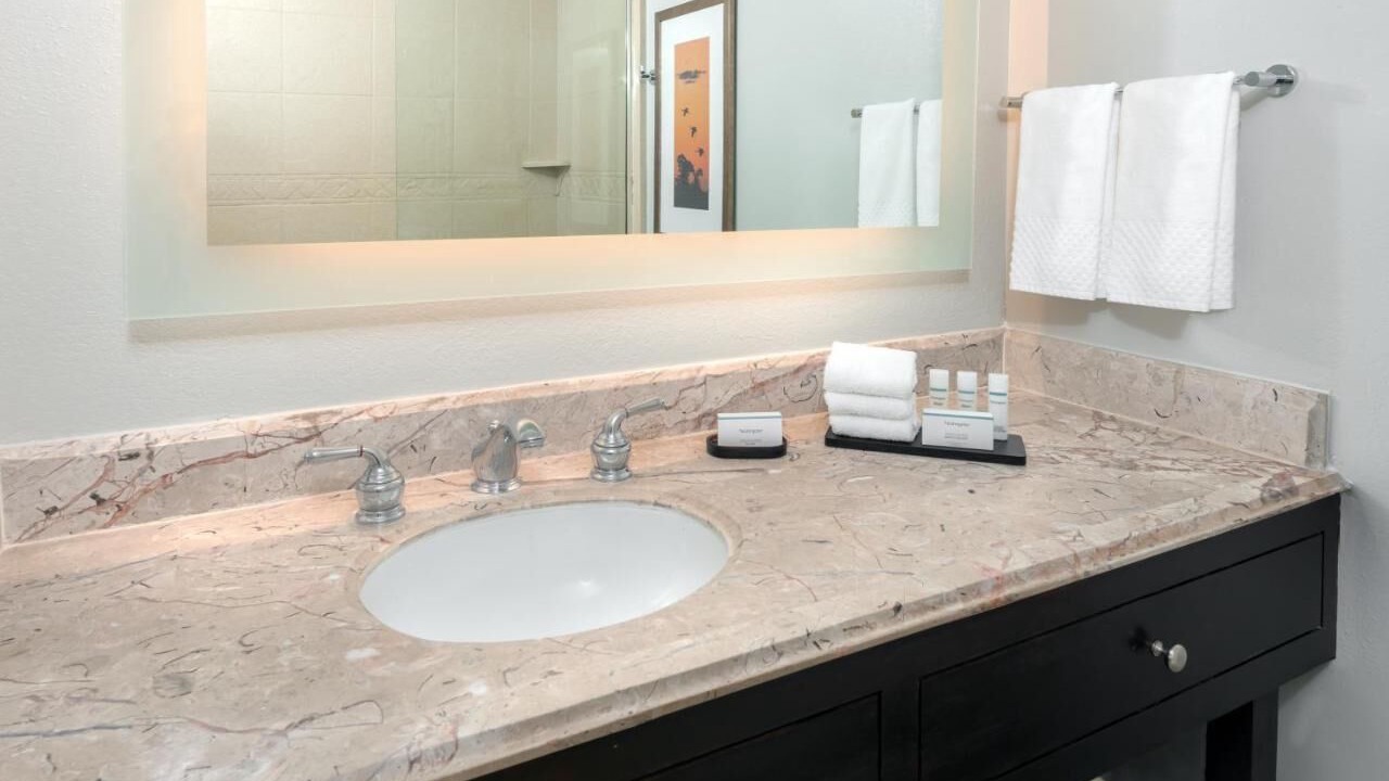 Photo of Bathroom in Park Central