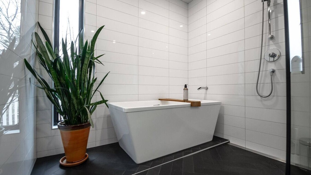 Photo of Bathroom in Sainte-Flavie