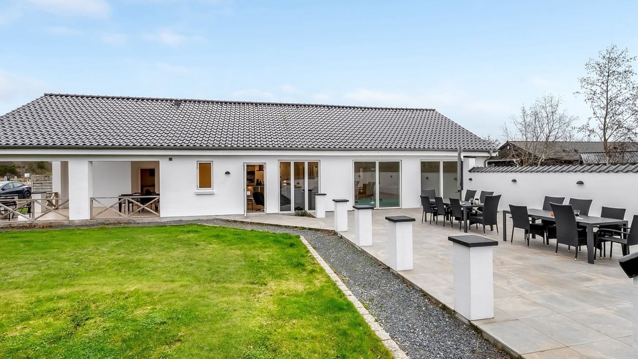 Photo of Others in Grena Strand