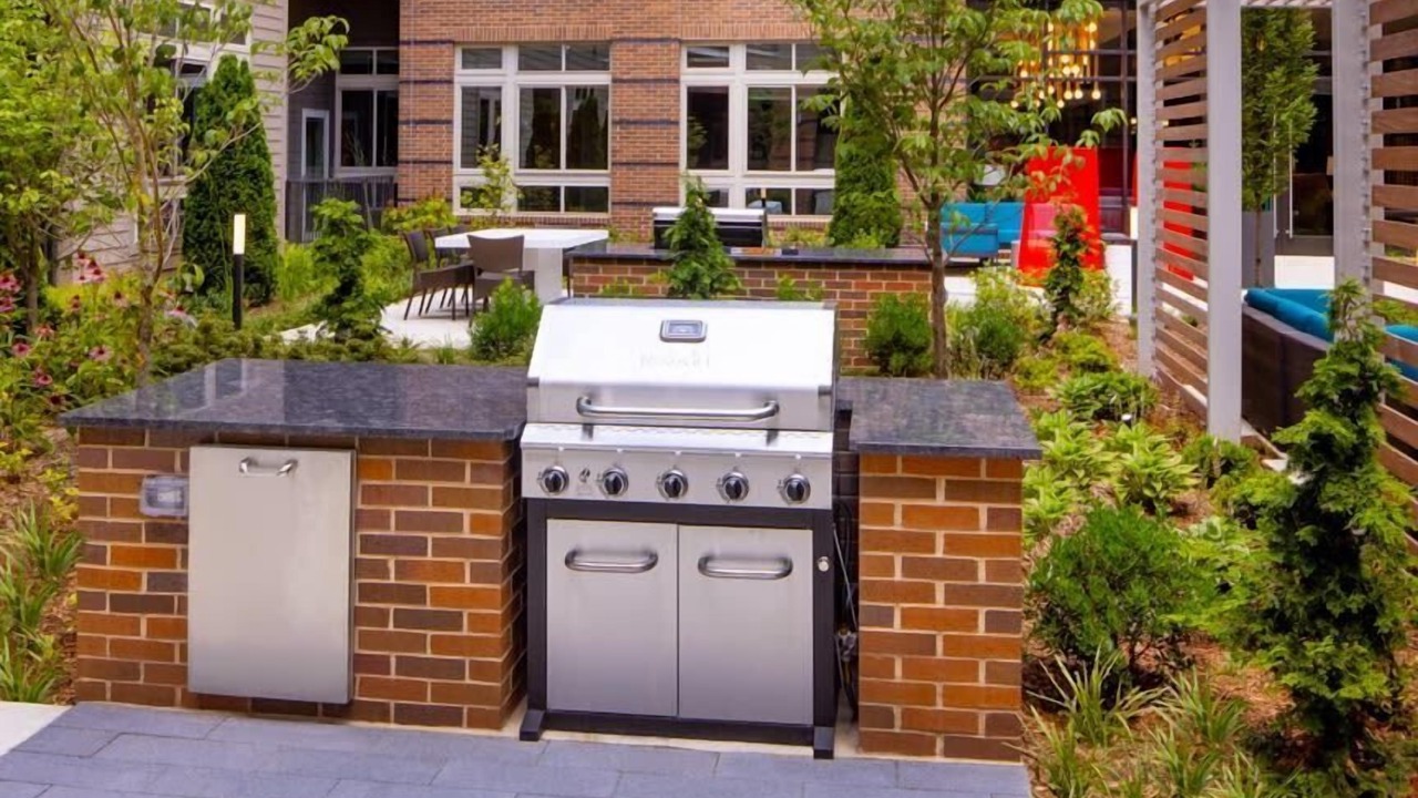 Photo of Outdoor in Jefferson Manor