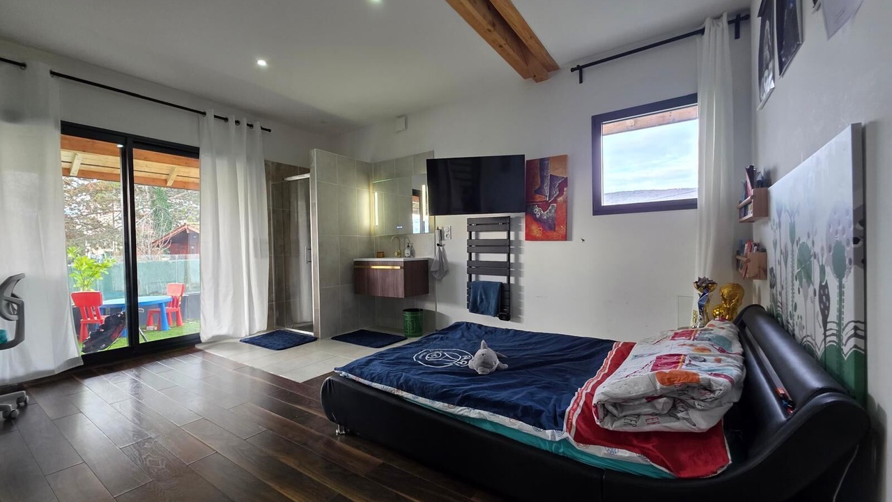 Photo of Bedroom in Reignier-Esery