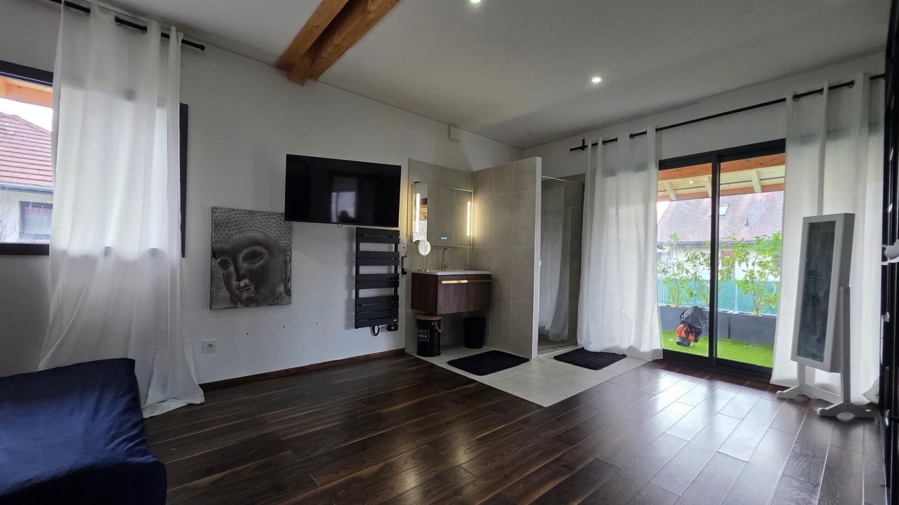 Photo of Bedroom in Reignier-Esery