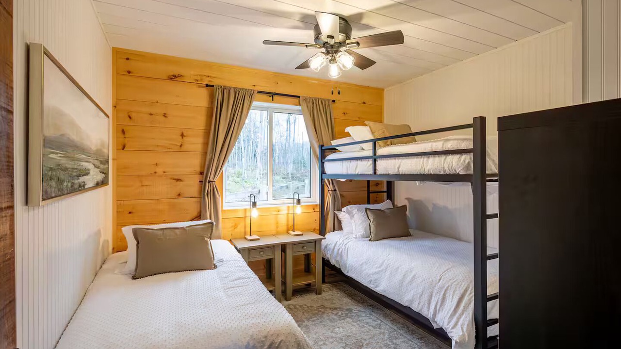 Photo of Bedroom in Restoule