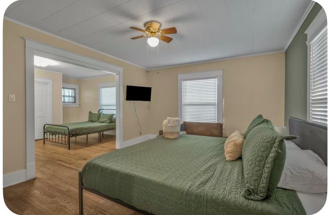 Photo of Bedroom in Webb City