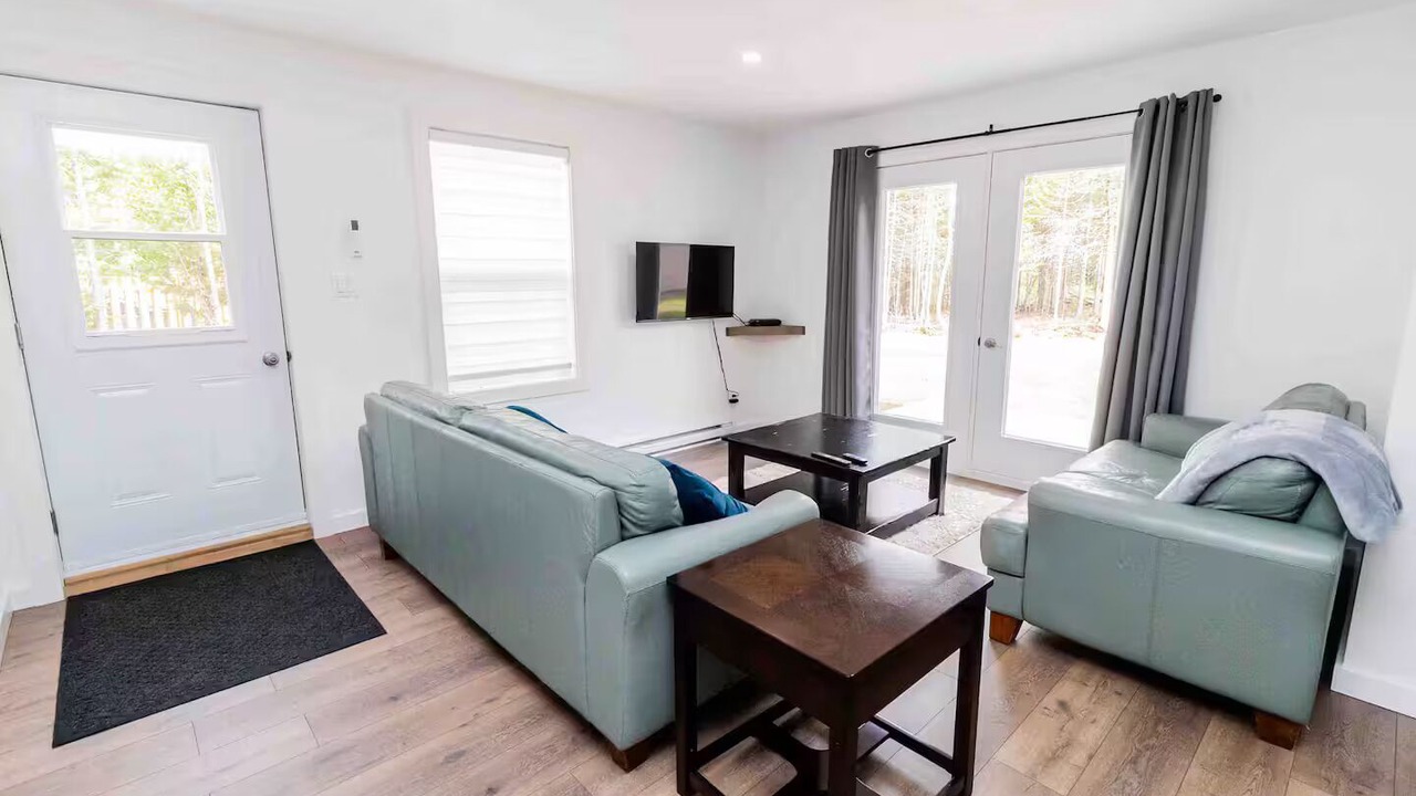 Photo of Livingroom in Deer Lake