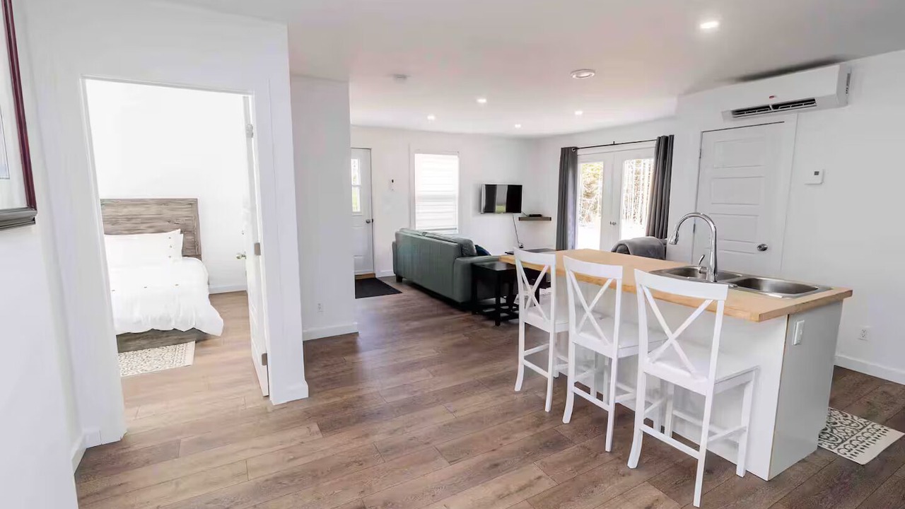 Photo of Bedroom in Deer Lake