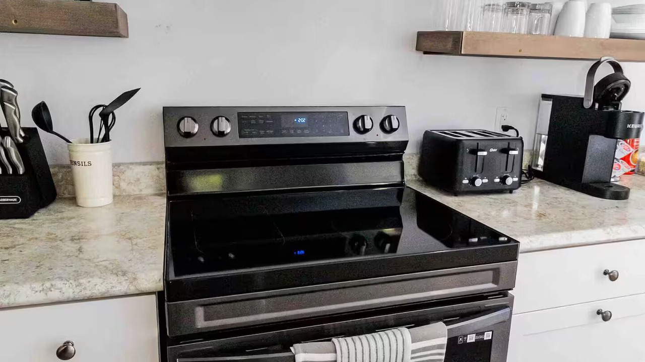 Photo of Kitchen in Deer Lake