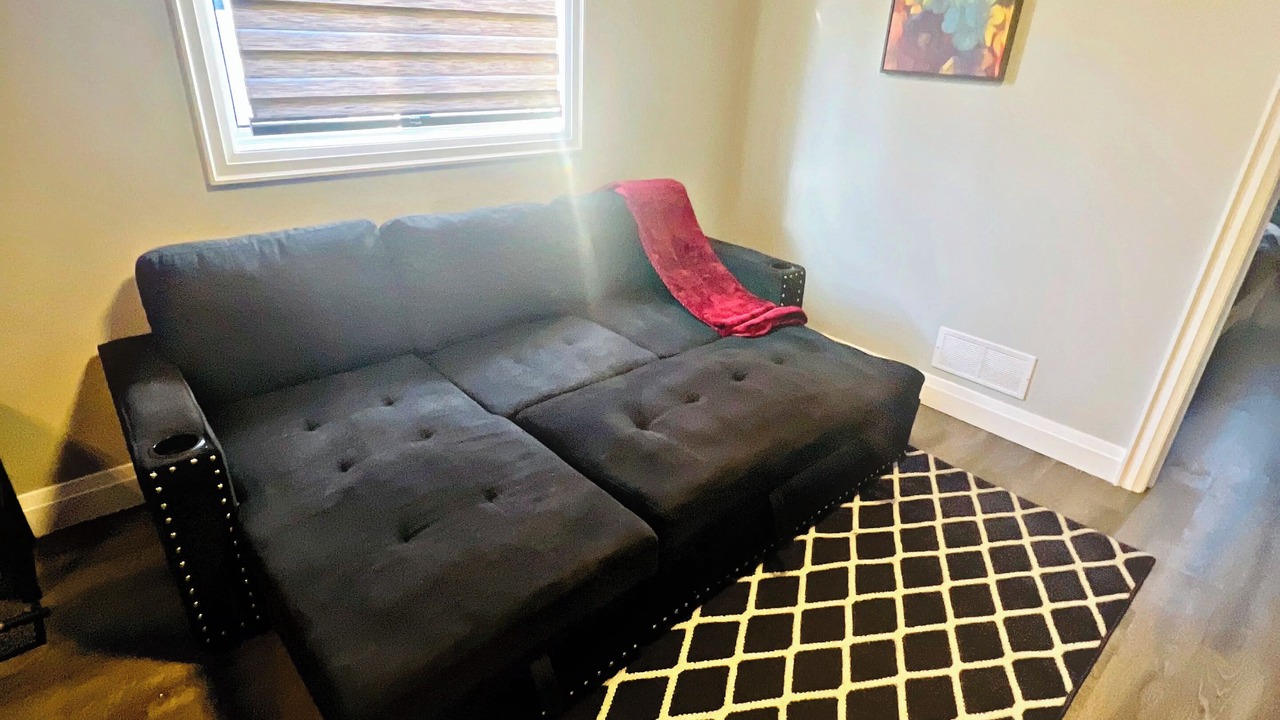 Photo of Livingroom in Durham Region