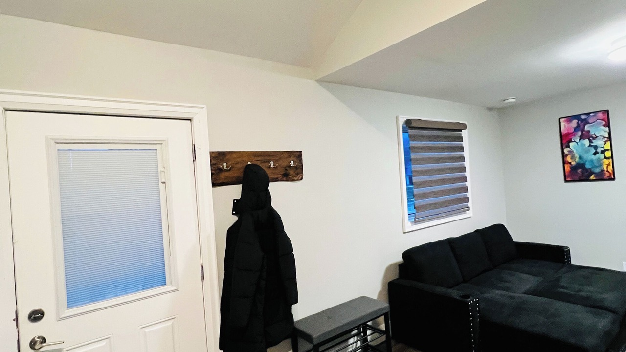 Photo of Livingroom in Durham Region