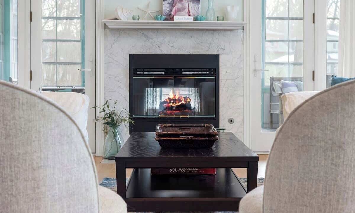 Photo of Livingroom in Michigan City