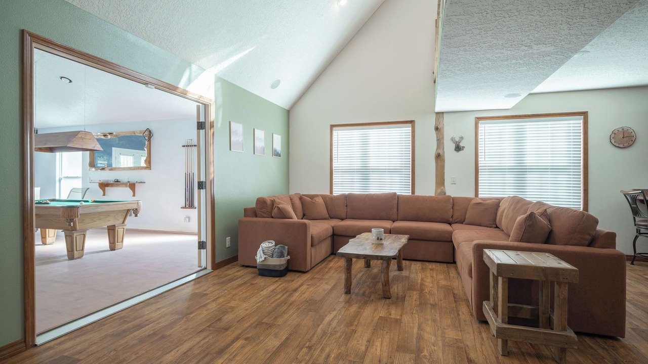 Photo of Livingroom in Joplin