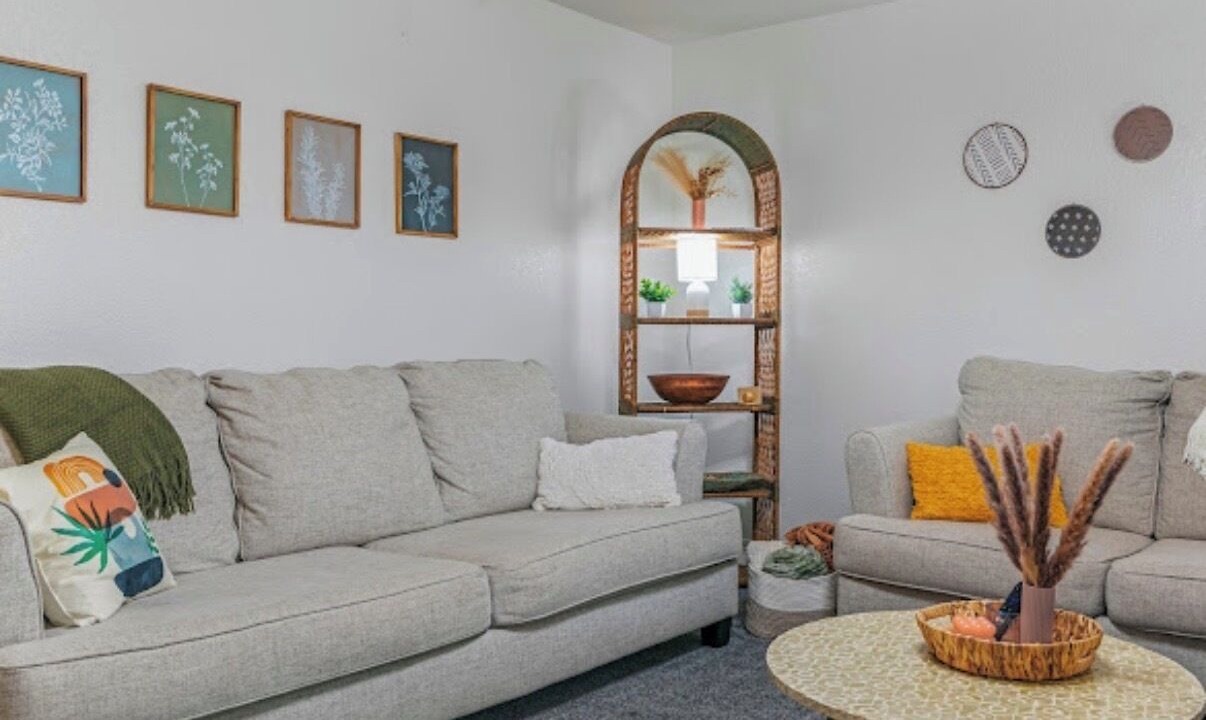 Photo of Livingroom in Joplin